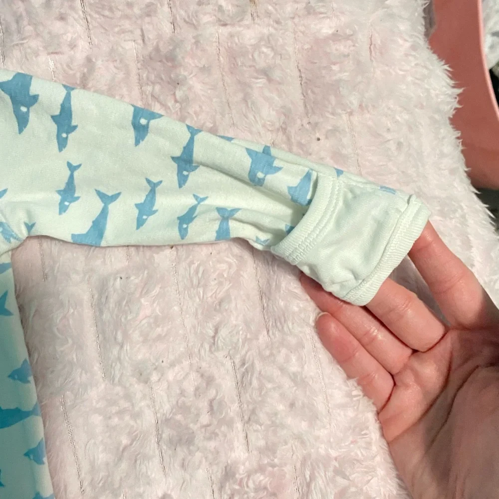 Baby shark sleeper